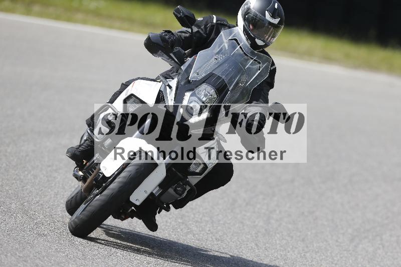 /Archiv-2024/17 01.05.2024 Speer Racing ADR/Schnuppertraining